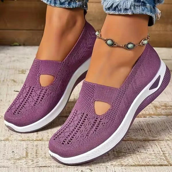 Apparel & Accessories > Shoes